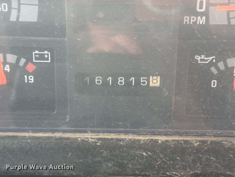 image for item DY3456 2001 Chevrolet B7 school bus
