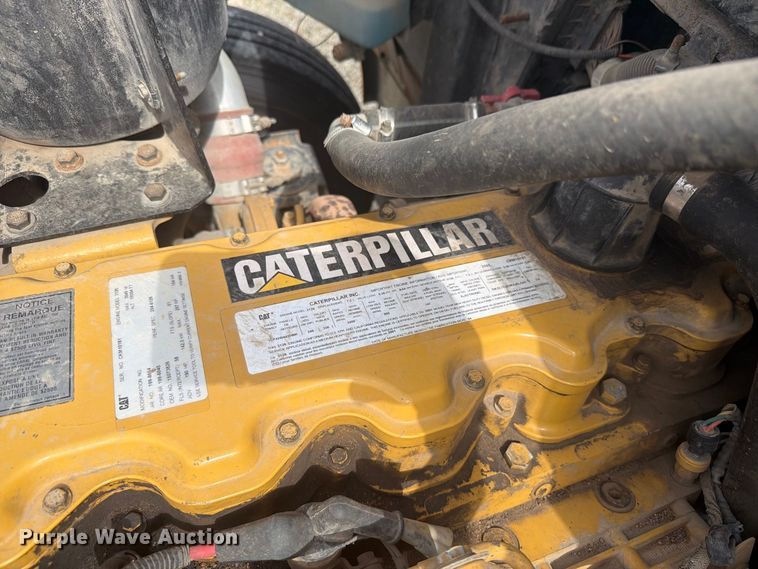 image for item DY3456 2001 Chevrolet B7 school bus
