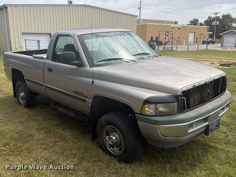 image for item DY3457 1999 Dodge Ram 2500 pickup truck