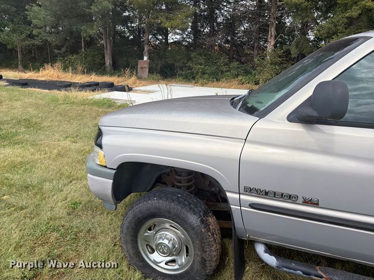 image for item DY3457 1999 Dodge Ram 2500 pickup truck