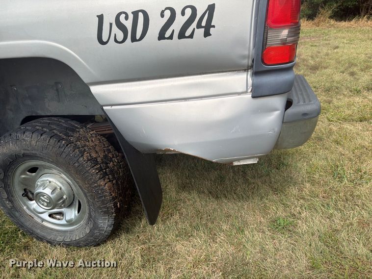 image for item DY3457 1999 Dodge Ram 2500 pickup truck