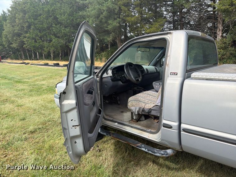image for item DY3457 1999 Dodge Ram 2500 pickup truck