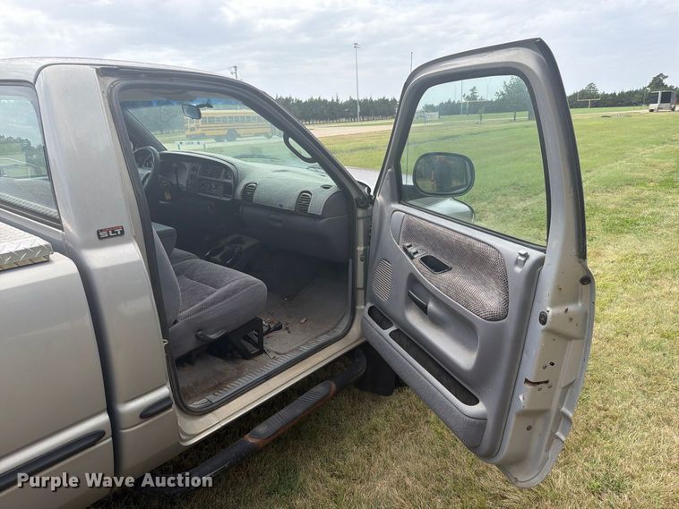 image for item DY3457 1999 Dodge Ram 2500 pickup truck
