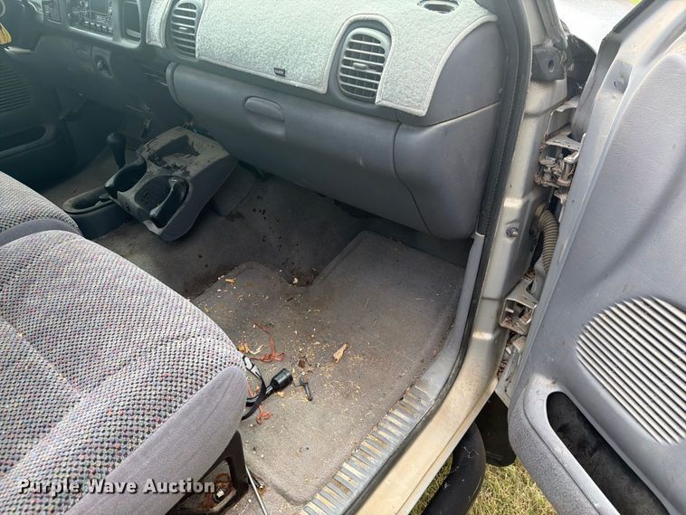 image for item DY3457 1999 Dodge Ram 2500 pickup truck