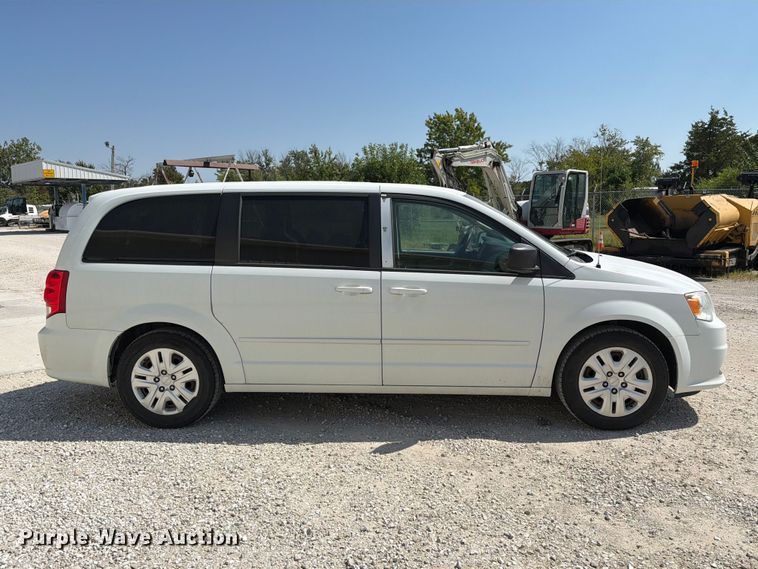 image for item DZ4736 2015 Dodge Grand Caravan van