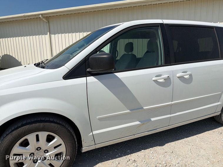 image for item DZ4736 2015 Dodge Grand Caravan van