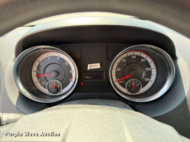 image for item DZ4736 2015 Dodge Grand Caravan van