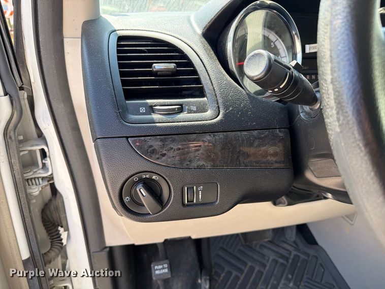 image for item DZ4736 2015 Dodge Grand Caravan van