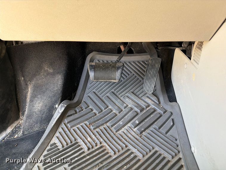 image for item DZ4736 2015 Dodge Grand Caravan van