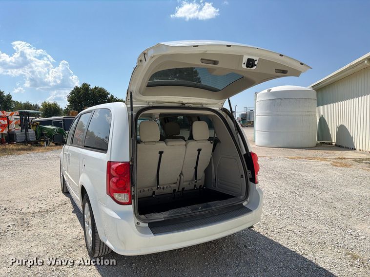image for item DZ4736 2015 Dodge Grand Caravan van