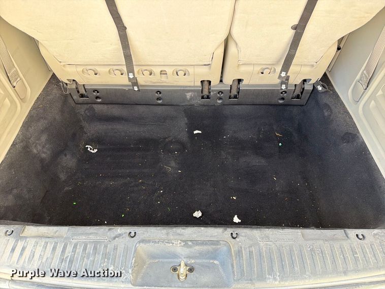 image for item DZ4736 2015 Dodge Grand Caravan van