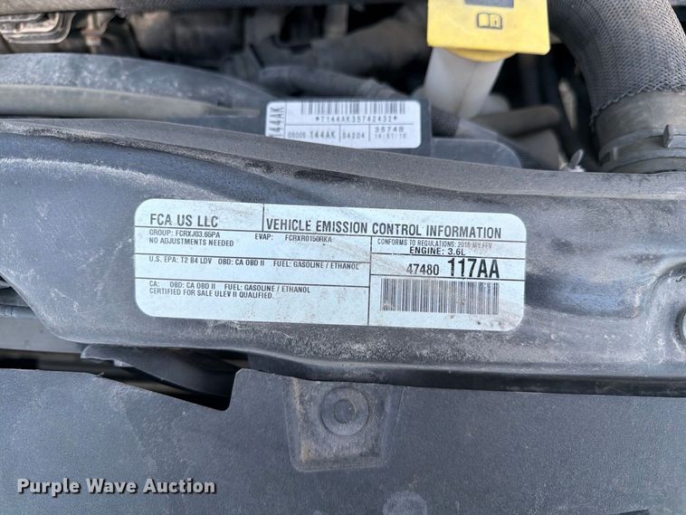 image for item DZ4736 2015 Dodge Grand Caravan van