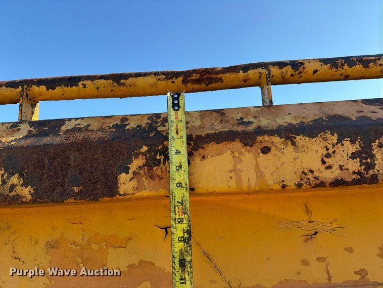 image for item DZ4742 2007 International 7400 dump truck