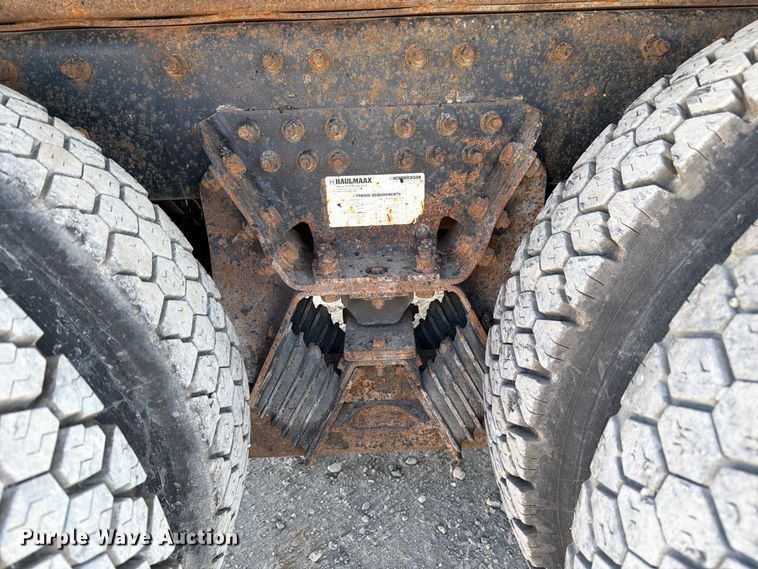 image for item DZ4742 2007 International 7400 dump truck