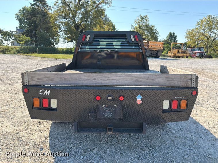 image for item DZ4745 2015 Ford F350 Super Duty XL Crew Cab flatbed pickup truck