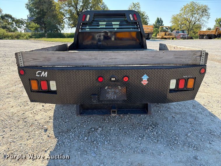 image for item DZ4745 2015 Ford F350 Super Duty XL Crew Cab flatbed pickup truck