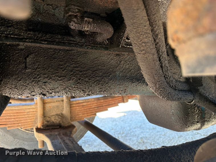 image for item DZ4746 2006 International 7400 dump truck