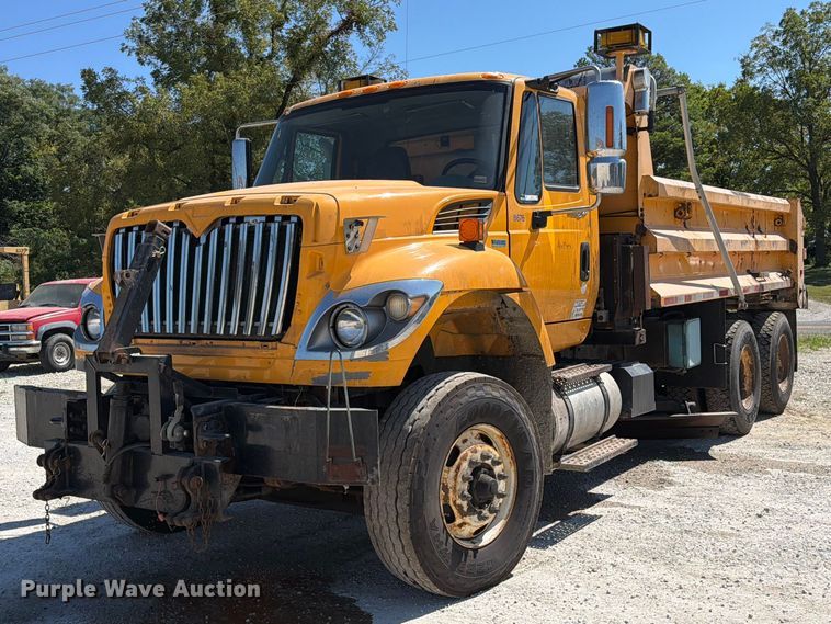 2012 International 7500 dump truck