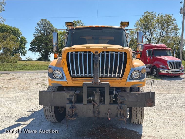 image for item DZ4748 2012 International 7500 dump truck