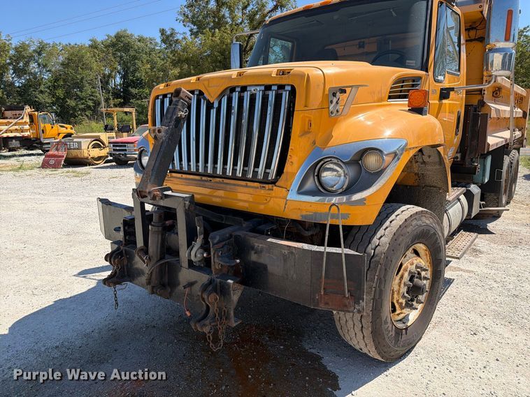 image for item DZ4748 2012 International 7500 dump truck