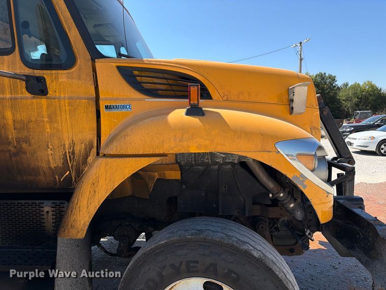 image for item DZ4748 2012 International 7500 dump truck
