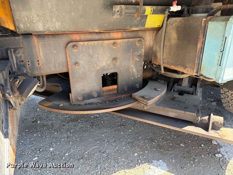 image for item DZ4748 2012 International 7500 dump truck
