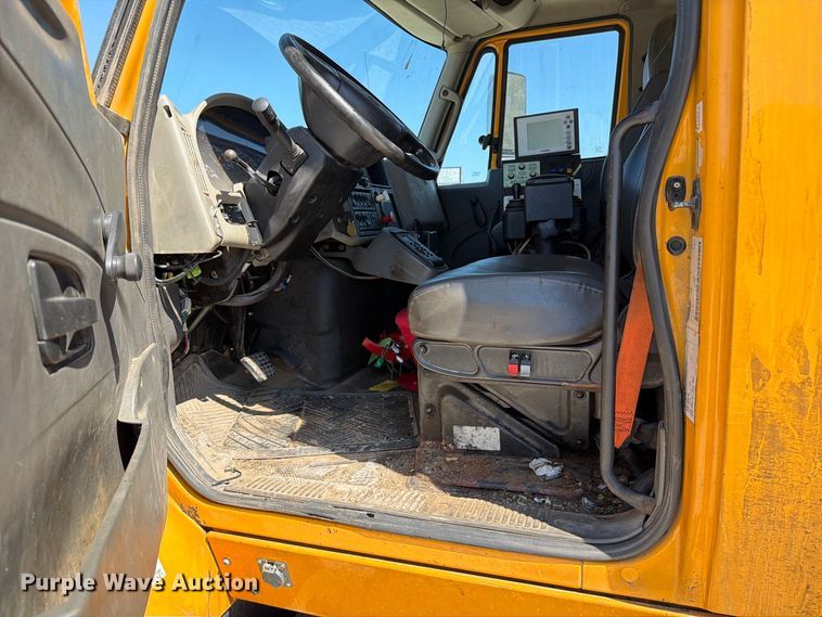 image for item DZ4748 2012 International 7500 dump truck