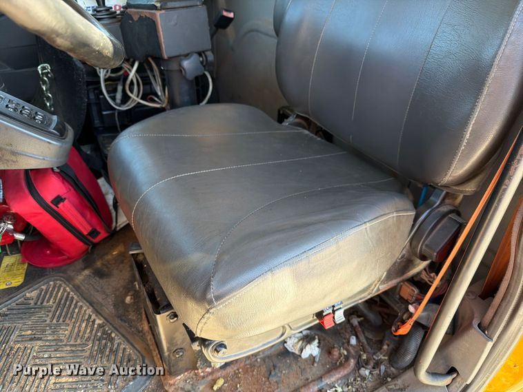 image for item DZ4748 2012 International 7500 dump truck