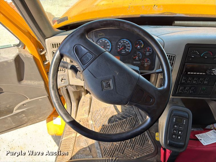 image for item DZ4748 2012 International 7500 dump truck