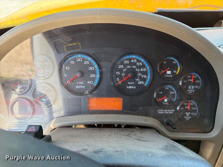 image for item DZ4748 2012 International 7500 dump truck