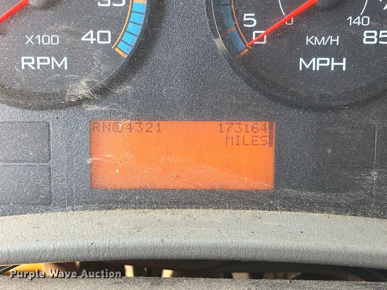 image for item DZ4748 2012 International 7500 dump truck