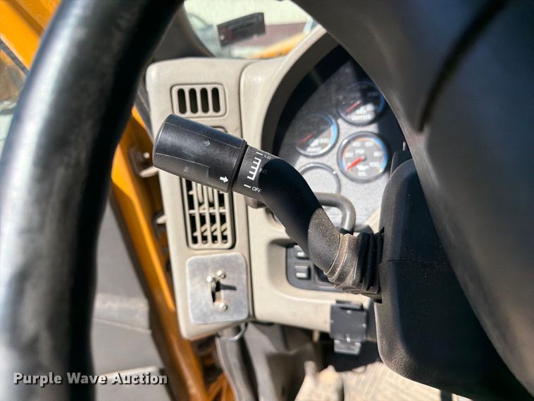 image for item DZ4748 2012 International 7500 dump truck