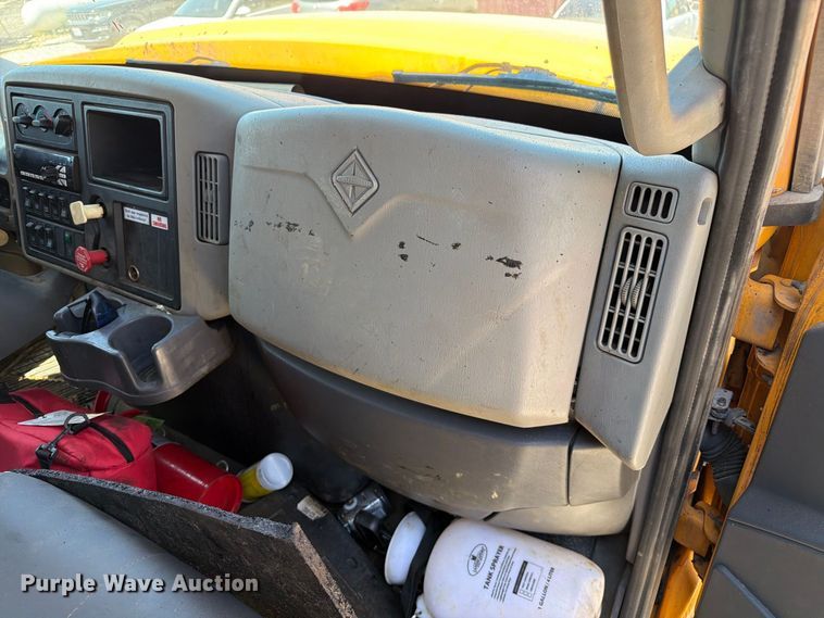 image for item DZ4748 2012 International 7500 dump truck