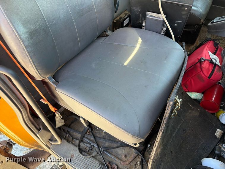 image for item DZ4748 2012 International 7500 dump truck