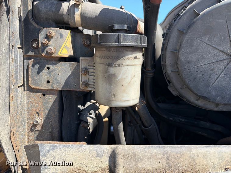 image for item DZ4748 2012 International 7500 dump truck
