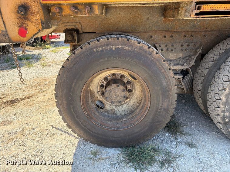 image for item DZ4748 2012 International 7500 dump truck