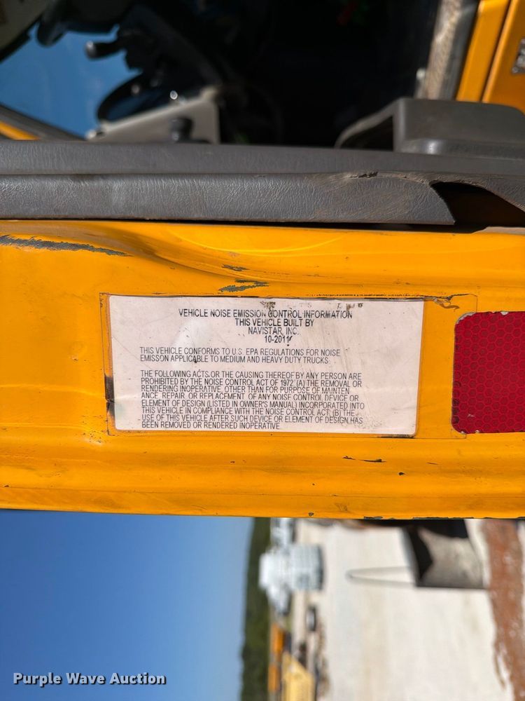image for item DZ4748 2012 International 7500 dump truck