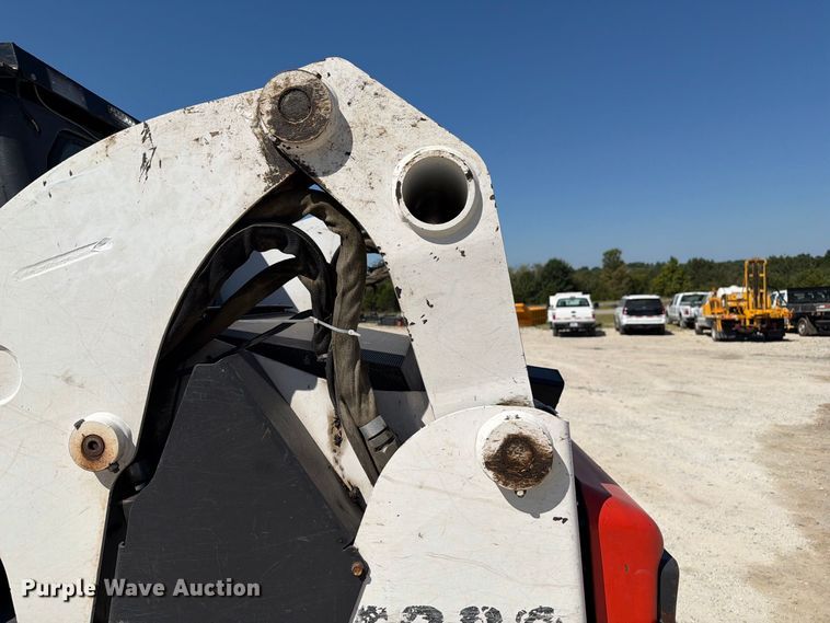 image for item DZ4749 2009 Bobcat T320 tracked skid steer loader