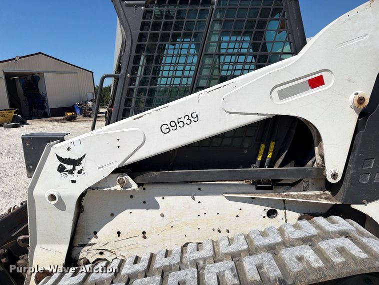 image for item DZ4749 2009 Bobcat T320 tracked skid steer loader