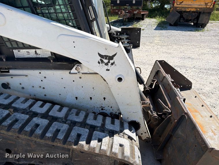 image for item DZ4749 2009 Bobcat T320 tracked skid steer loader