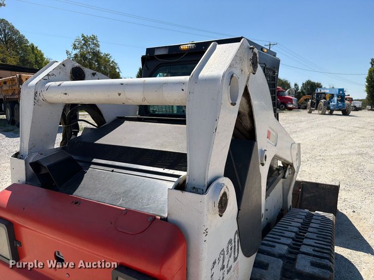 image for item DZ4749 2009 Bobcat T320 tracked skid steer loader