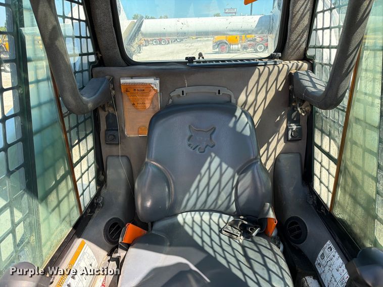 image for item DZ4749 2009 Bobcat T320 tracked skid steer loader
