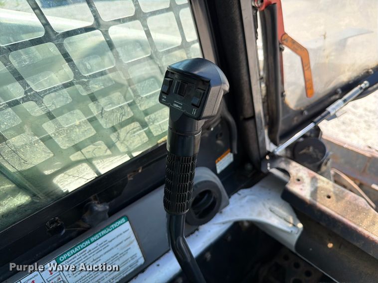 image for item DZ4749 2009 Bobcat T320 tracked skid steer loader