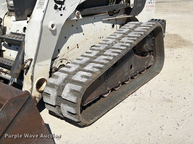 image for item DZ4749 2009 Bobcat T320 tracked skid steer loader