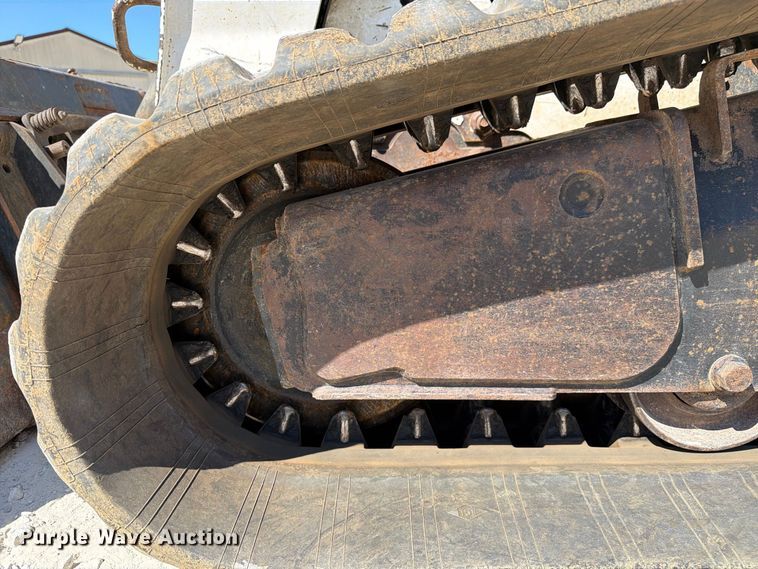 image for item DZ4749 2009 Bobcat T320 tracked skid steer loader