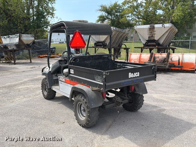 image for item DZ4762 2006 Bobcat 2200D utility vehicle