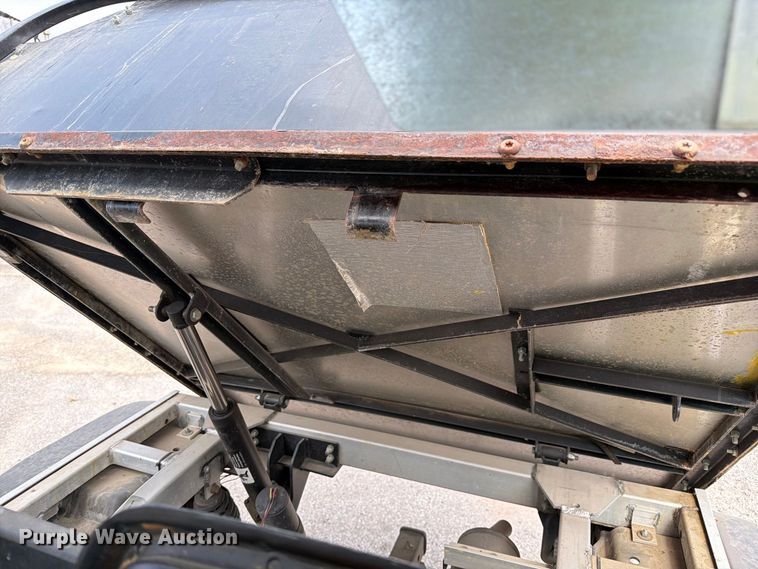 image for item DZ4762 2006 Bobcat 2200D utility vehicle