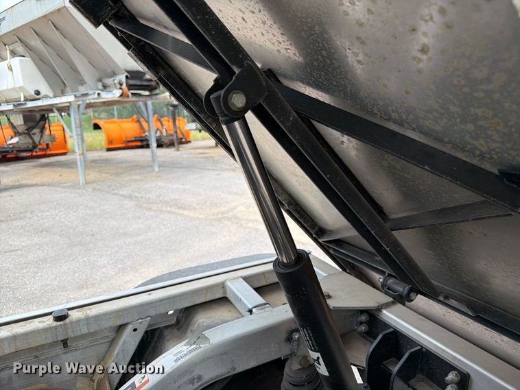 image for item DZ4762 2006 Bobcat 2200D utility vehicle