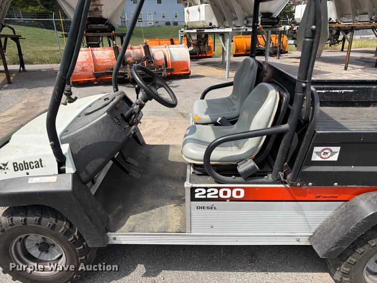 image for item DZ4762 2006 Bobcat 2200D utility vehicle