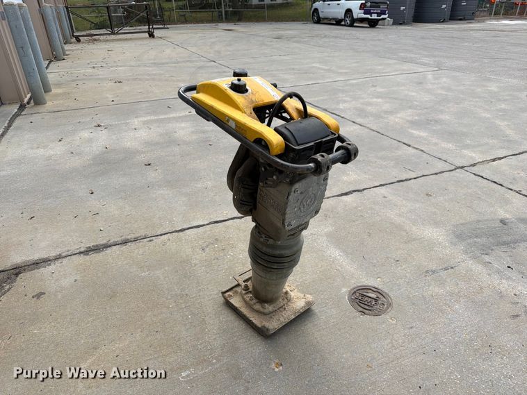 image for item DZ4766 Wacker Neuson BS60-2i plate compactor